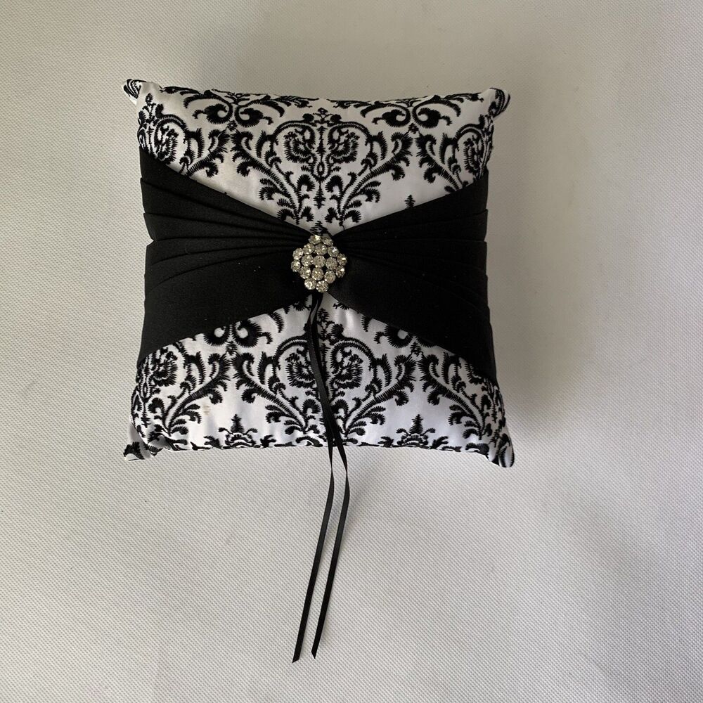 Studio His&Hers Ring Pillow Damask Black White Rhinestone‎ Floral Wedding Bearer